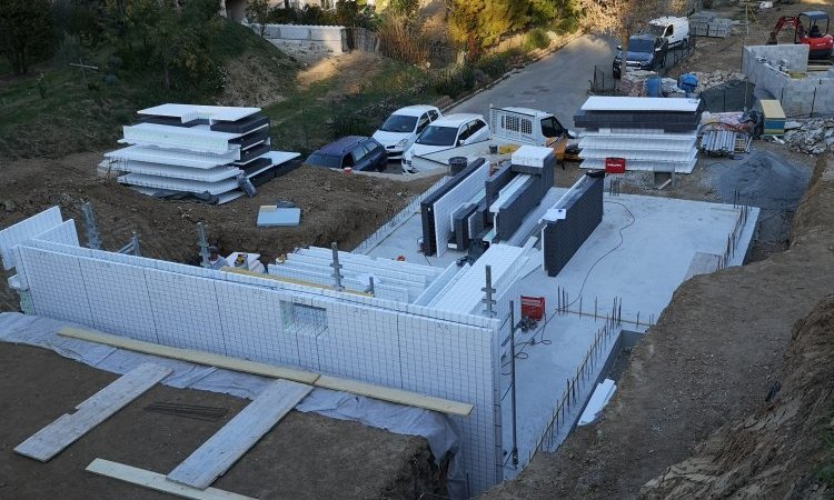 construction villa sur mesure en panneaux isoler par sismo, consulter votre maitre d'œuvre d'Aix en Provence 